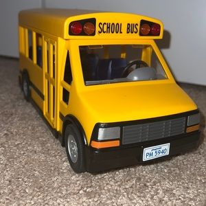 Play mobile school bus.